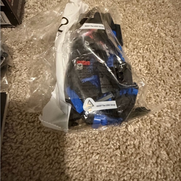 LEGO Technic McLaren Senna GTR 42123 Build Set - Picture 6 of 8